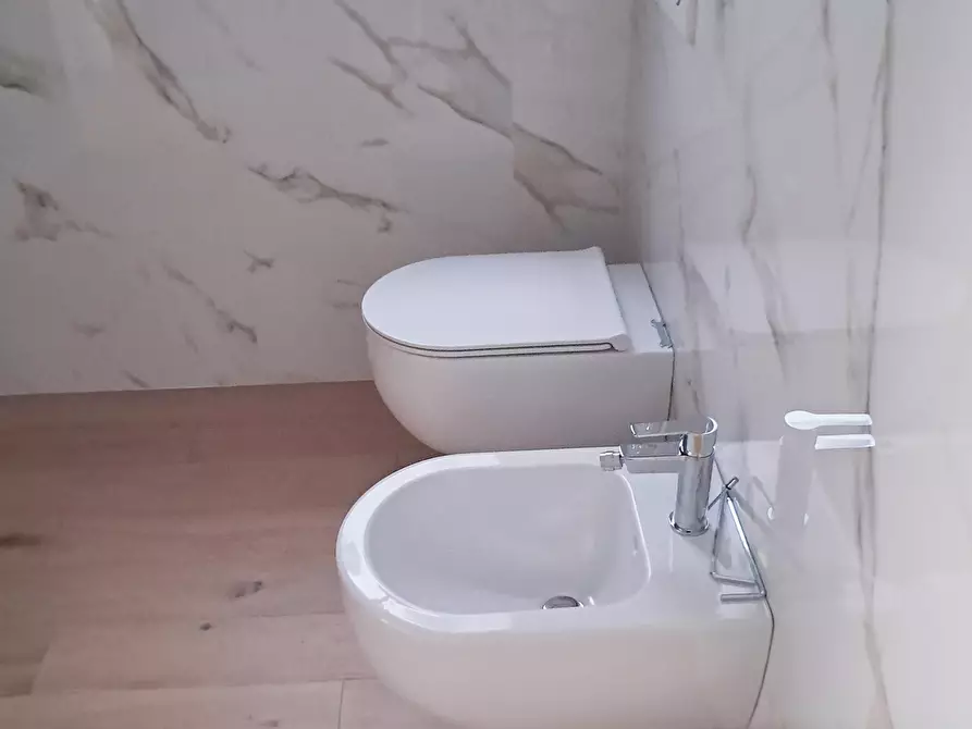 Immagine 20 di Trilocale in vendita  in Borgo delle Grazie 3 a Parma