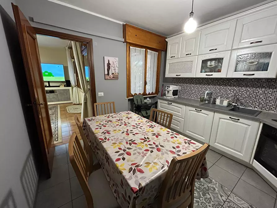 Immagine 8 di Quadrilocale in vendita  in Via toscana a Parma