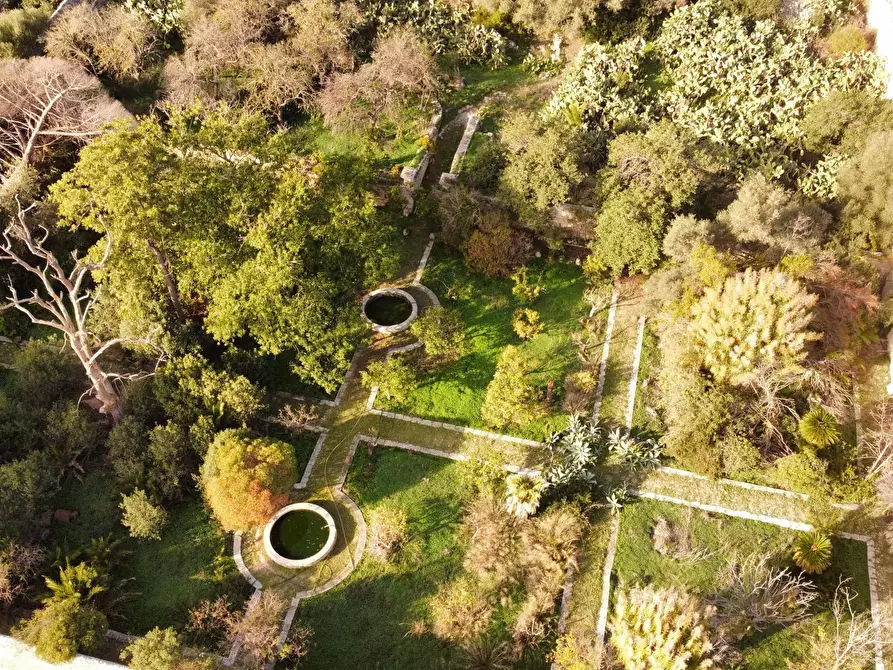 Immagine 21 di Villa in vendita  in VIALE DELLE INDUSTRIE a Modica