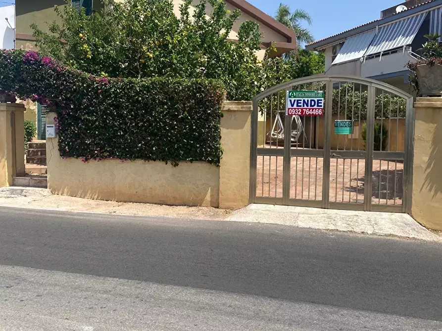 Immagine 3 di Villa in vendita  in Corso Mediterraneo 95 a Modica