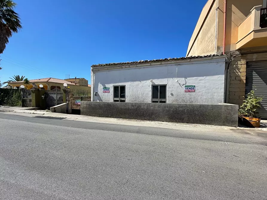 Immagine 18 di Casa bifamiliare in vendita  in Contrada Dente Crocicchia 9 a Modica