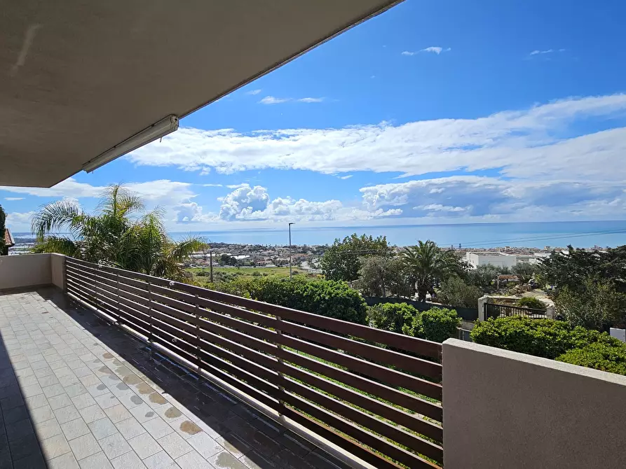 Immagine 1 di Villa in vendita  in Via Fratelli Carnemolla 24 a Ragusa