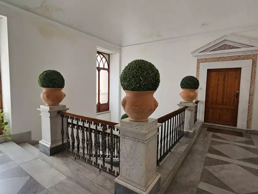 Immagine 6 di Palazzo in vendita  a Scicli