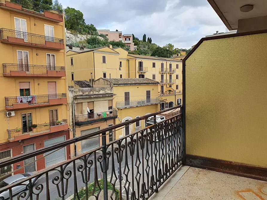 Immagine 11 di Appartamento in vendita  in Via Modica Sorda 831 a Modica