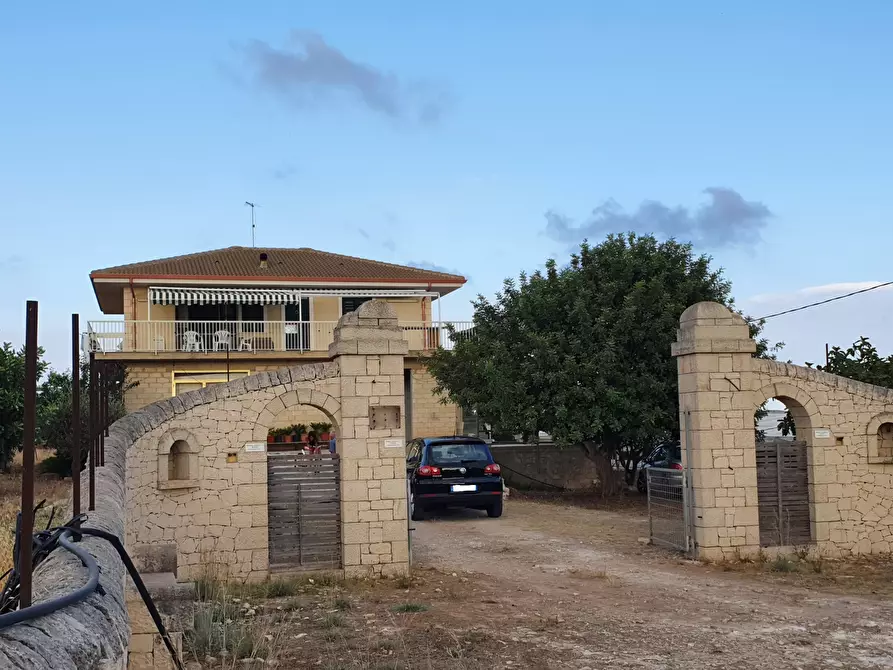 Immagine 6 di Villa in vendita  in Strada Provinciale 40 a Scicli