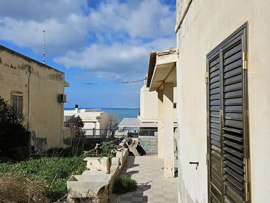 Immagine 4 di Villa in vendita  a Scicli