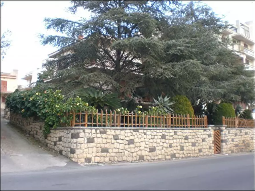 Immagine 19 di Villa in vendita  in Via Risorgimento a Modica