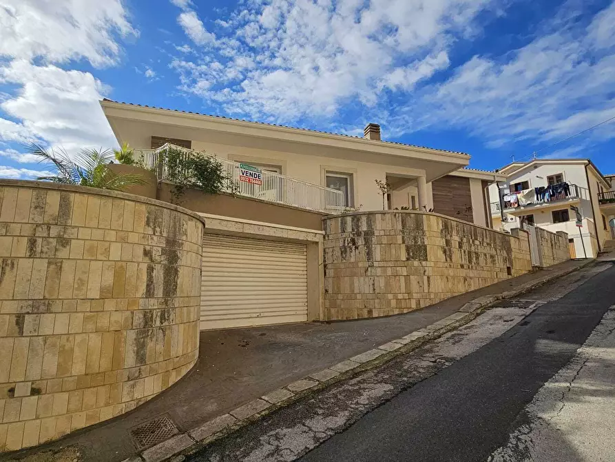 Immagine 2 di Villa in vendita  a Modica