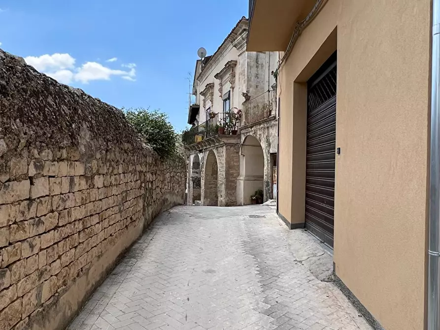 Immagine 19 di Casa indipendente in vendita  in Via Leni 4 a Modica