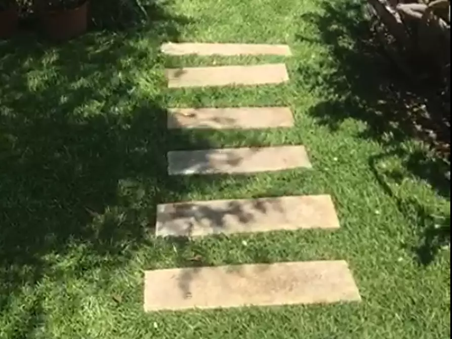 Immagine 24 di Villetta a schiera in vendita  in Via Siviglia 28 a Modica