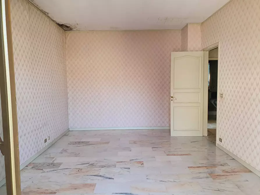 Immagine 10 di Appartamento in vendita  a Modica