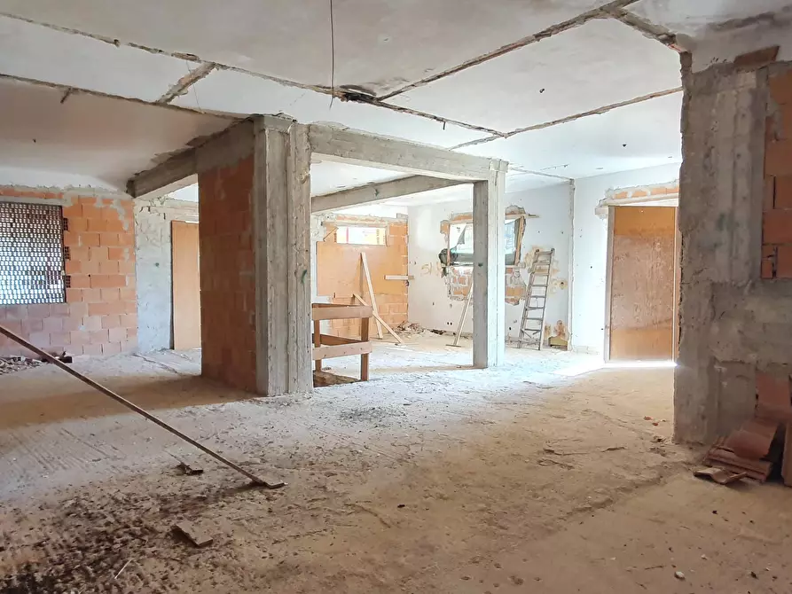 Immagine 40 di Villa in vendita  in Via Resistenza Partigiana 2041 a Modica