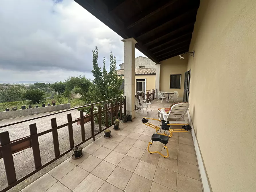 Immagine 8 di Villa in vendita  in Via Vanella 177 a Modica