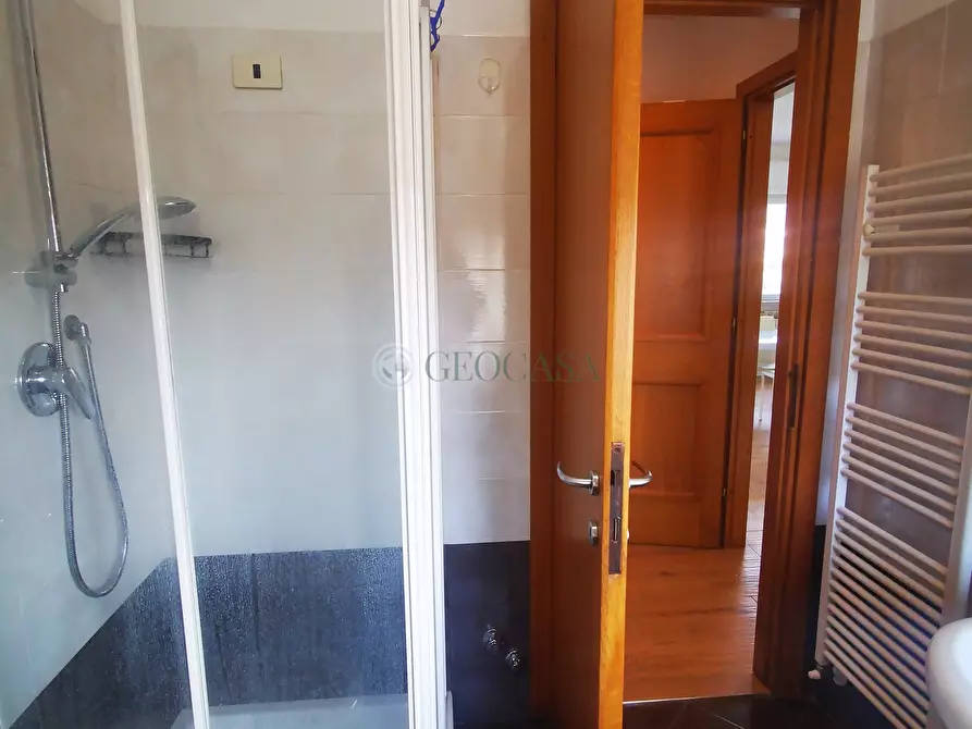 Immagine 12 di Appartamento in affitto  a Follo