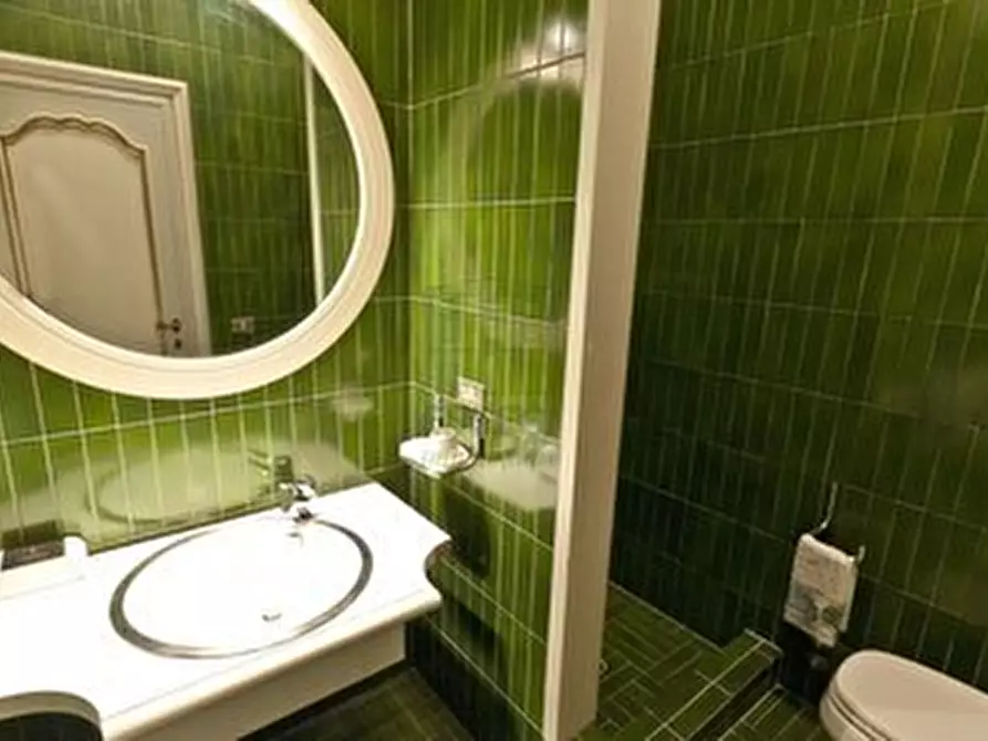 Immagine 21 di Villa in vendita  in Viale Umberto I 148 a Bagni Di Lucca