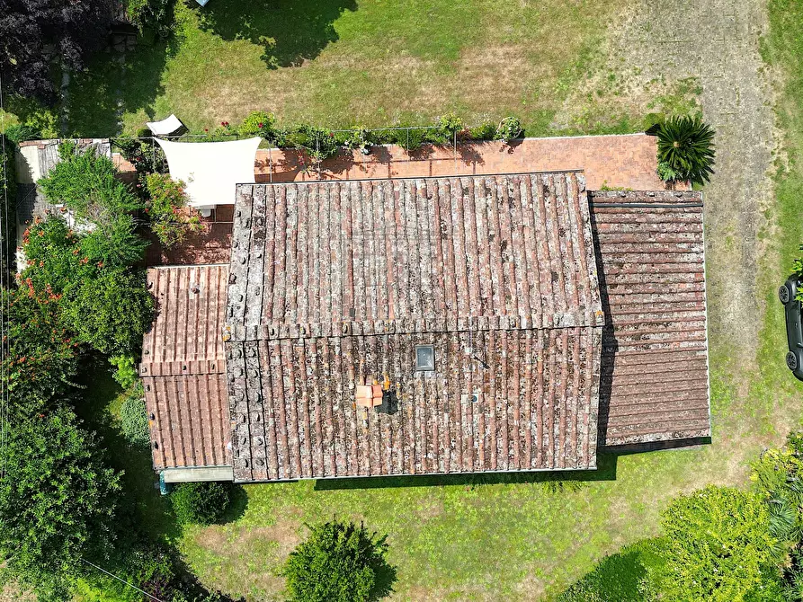 Immagine 7 di Rustico / casale in vendita  in Via del Parco 9B a Capannori