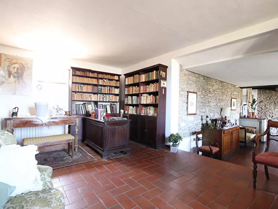 Immagine 16 di Rustico / casale in vendita  in Via del Borgo 55 a Lucca