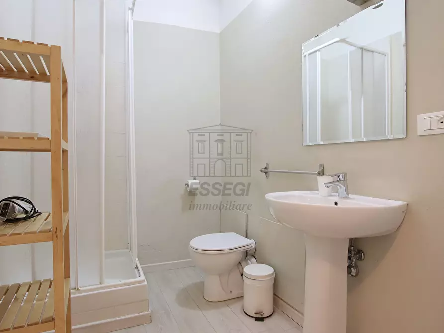 Immagine 16 di Appartamento in vendita  in Via Fillungo 113 a Lucca