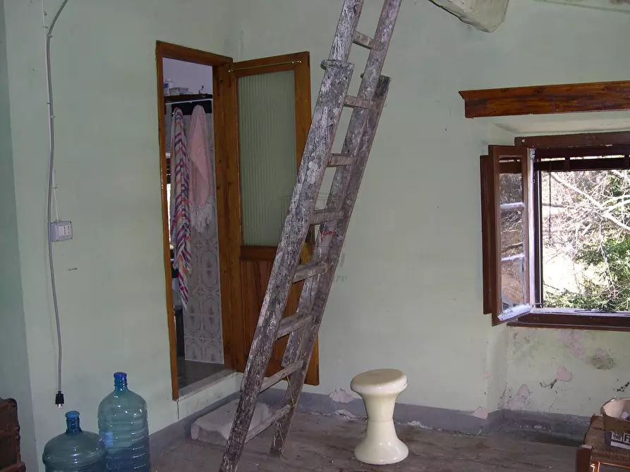 Immagine 24 di Terratetto in vendita  in Via Palagnana-palagnana a Lucca