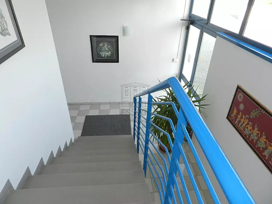 Immagine 5 di Ufficio in affitto  in Via C. Angeloni a Lucca