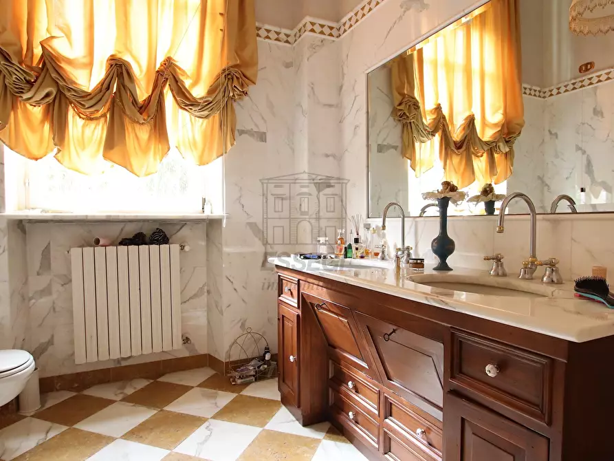 Immagine 26 di Villa in vendita  in Via Sbarra a Porcari