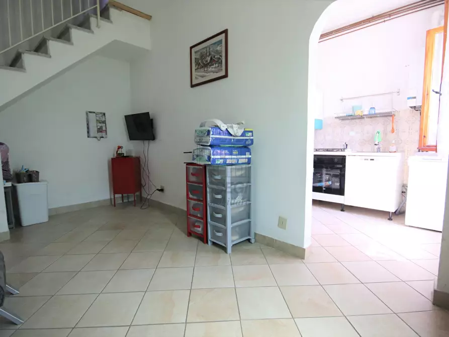 Immagine 5 di Casa indipendente in vendita  in Via Giorgini Giovan Battista 143 a Lucca