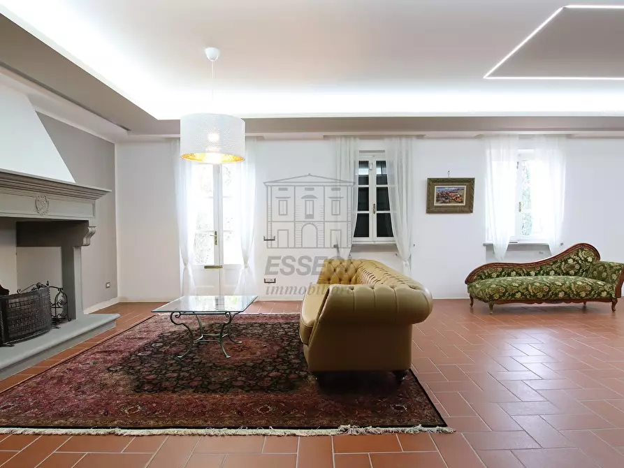 Immagine 15 di Rustico / casale in vendita  a Lucca