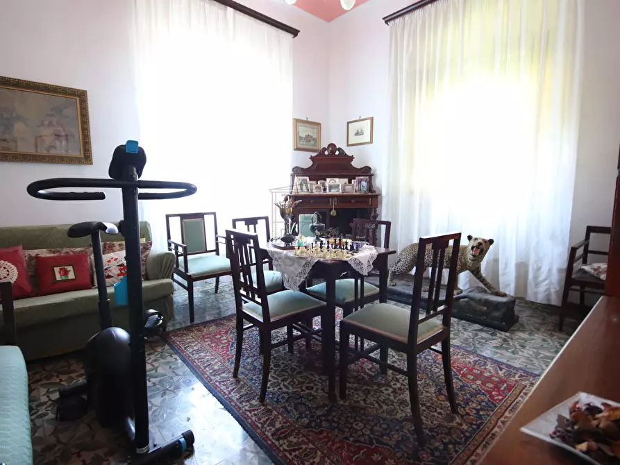 Immagine 6 di Villa in vendita  in Via Traversa di Parezzana 1 a Capannori