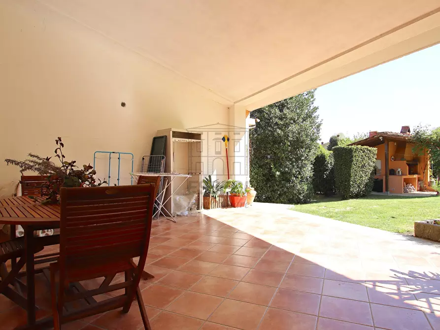 Immagine 42 di Villa in vendita  in Via Comunale Campolungo 51 a Lucca