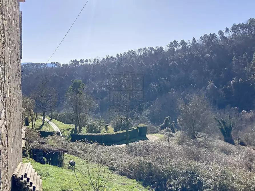 Immagine 7 di Rustico / casale in vendita  in via di villa pardini lucca a Lucca