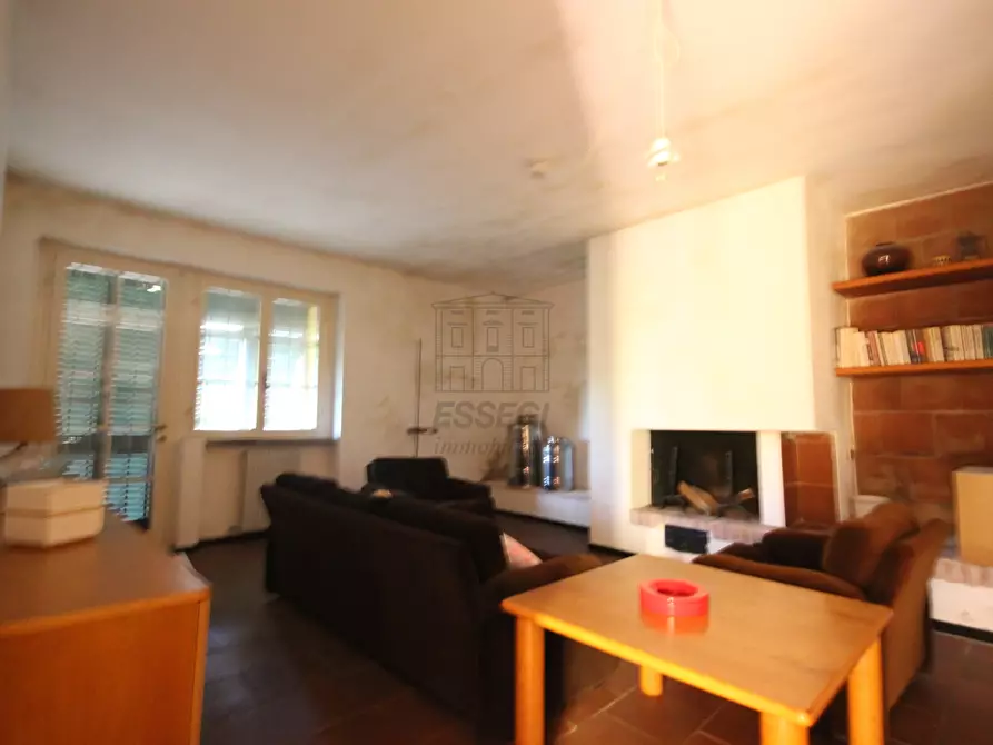 Immagine 21 di Rustico / casale in vendita  in Via Tofori a Capannori