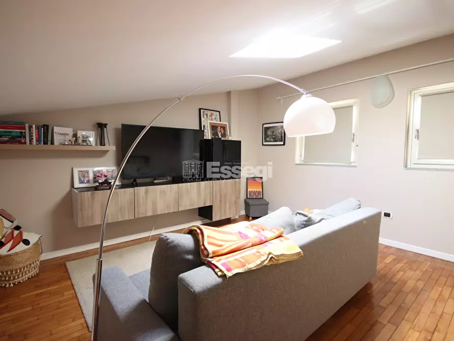 Immagine 10 di Appartamento in vendita  in Via Gaetano Luporini 1275 a Lucca