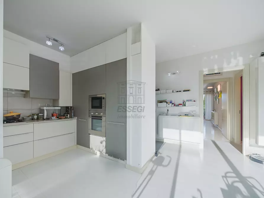 Immagine 9 di Attico in vendita  in Via delle Tagliate 114 a Lucca