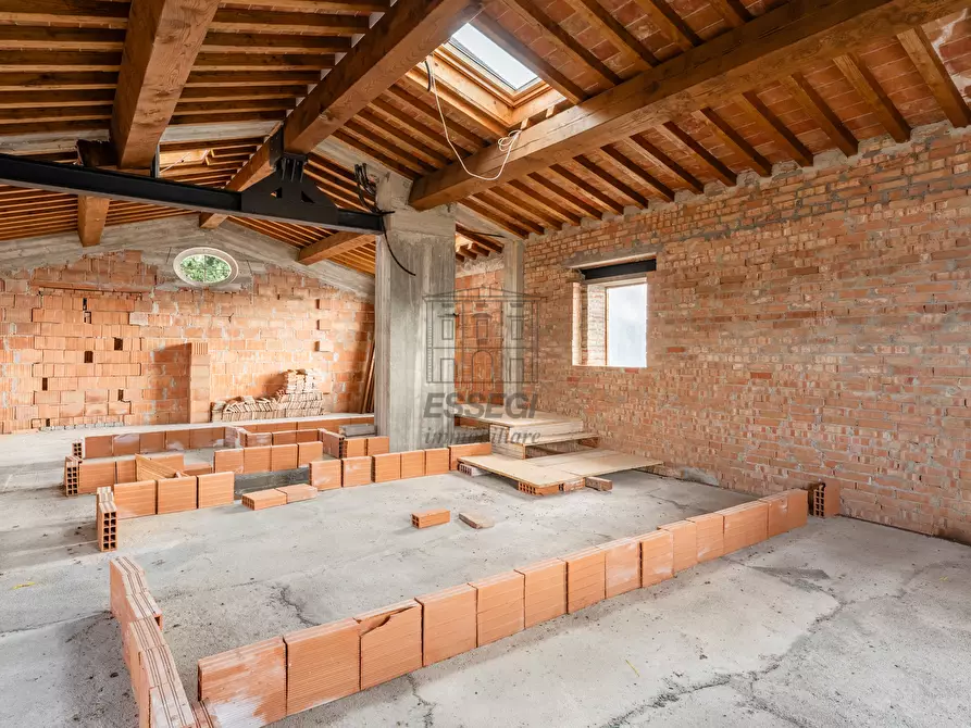 Immagine 11 di Rustico / casale in vendita  in via del Calissi 18 a Pescaglia