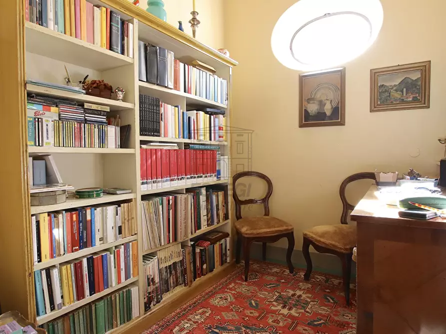 Immagine 38 di Villa in vendita  in Via Borgo Giannotti 120 a Lucca