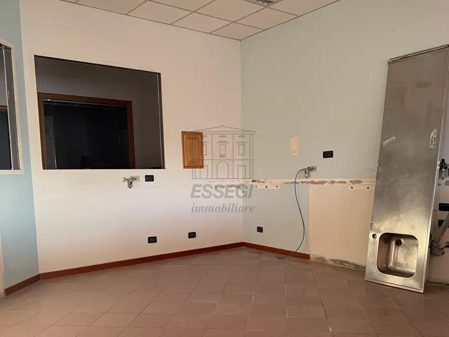 Immagine 7 di Ufficio in affitto  in via Domenico Barsocchini 203/A a Lucca