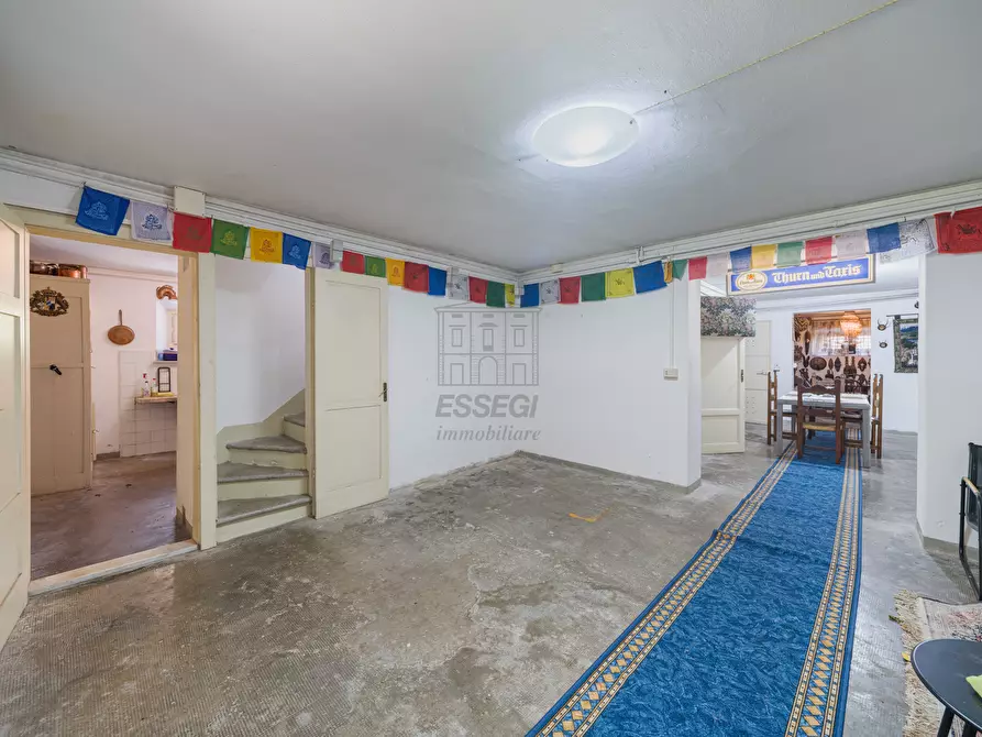 Immagine 13 di Villa in vendita  a Lucca