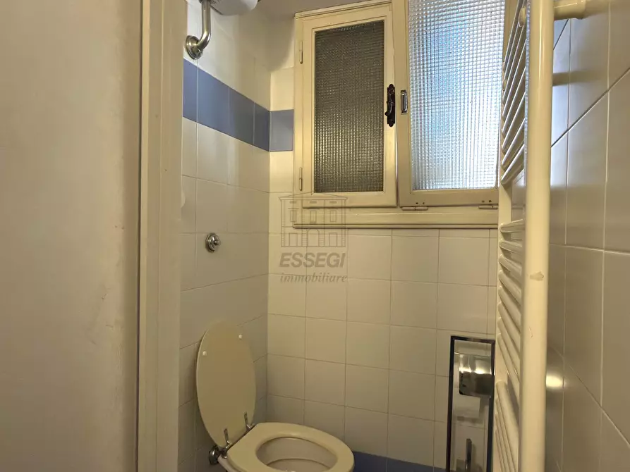 Immagine 13 di Appartamento in vendita  in Via Beccheria 33 a Lucca