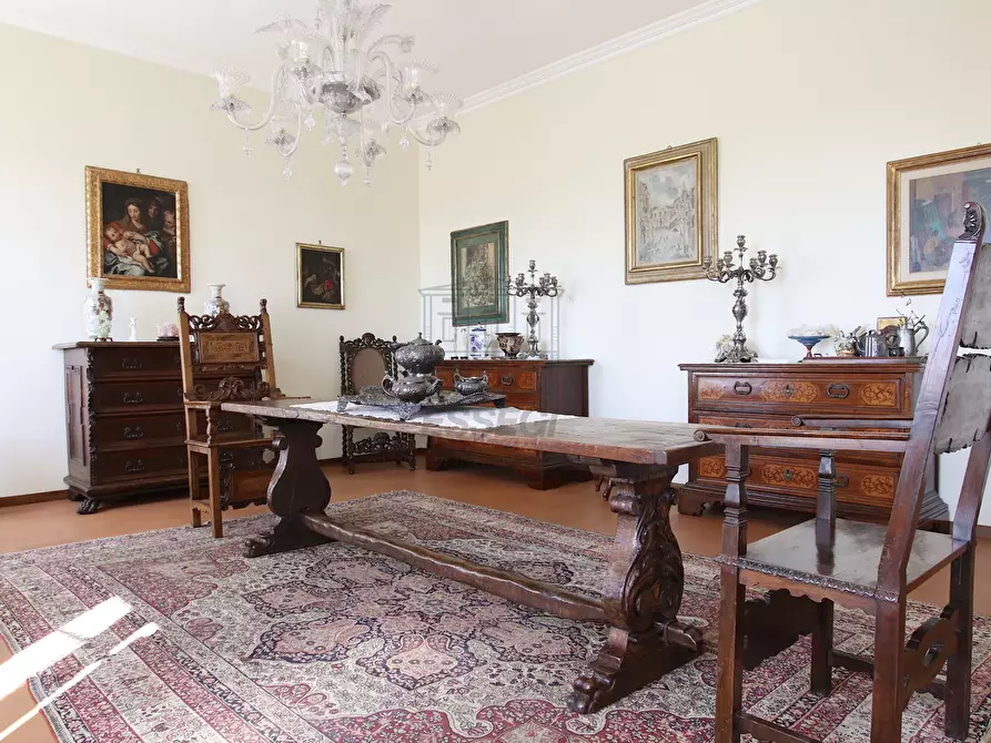 Immagine 14 di Villa in vendita  in Via dei Pieroni a Capannori