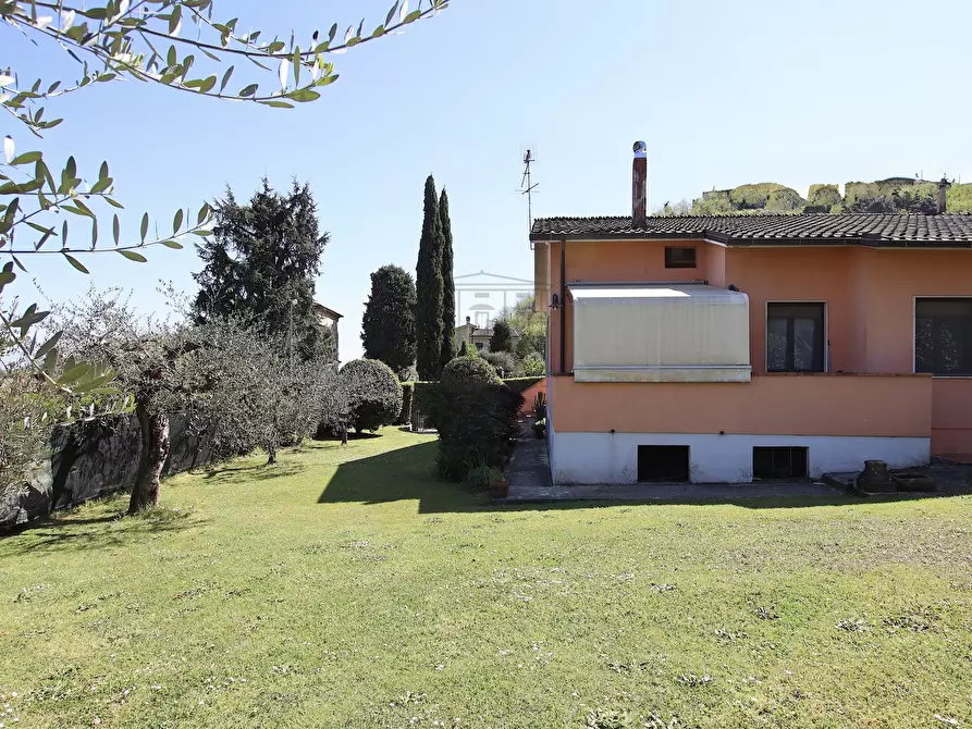 Immagine 52 di Villa in vendita  in Via Comunale Campolungo 51 a Lucca