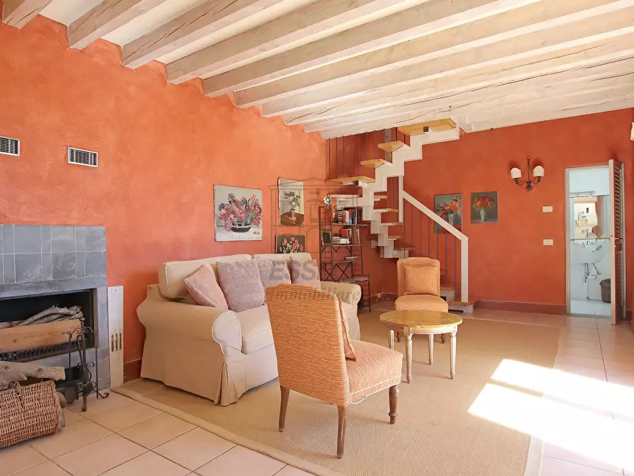 Immagine 41 di Rustico / casale in vendita  in Via di Mastiano e Gugliano 1024 a Lucca