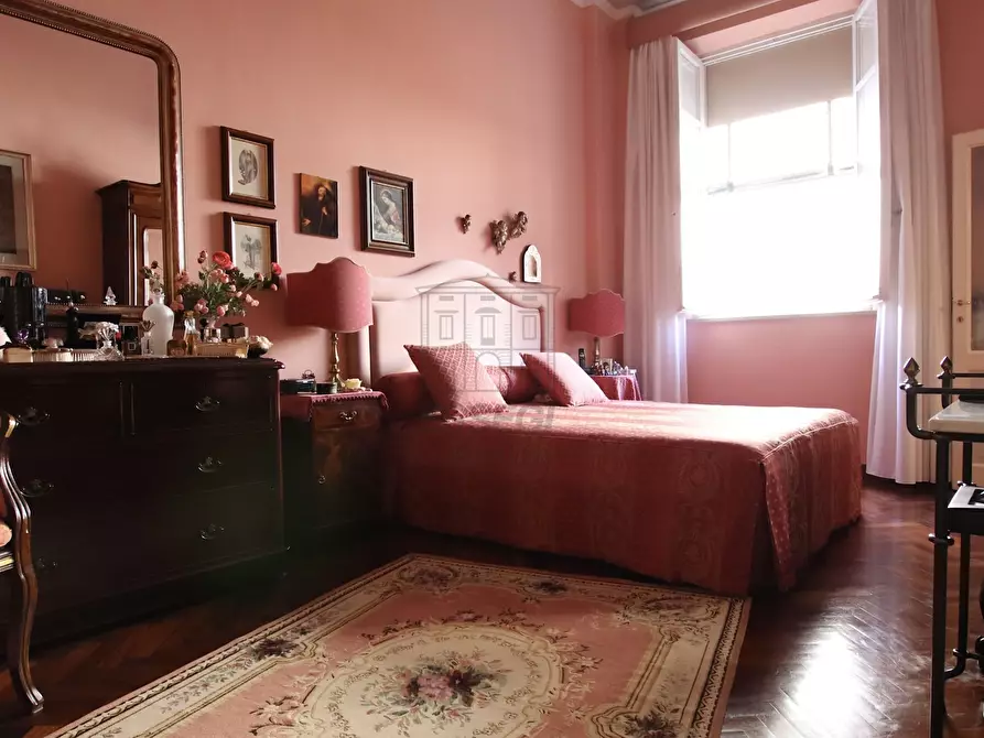 Immagine 14 di Appartamento in vendita  in VIa Fillungo a Lucca