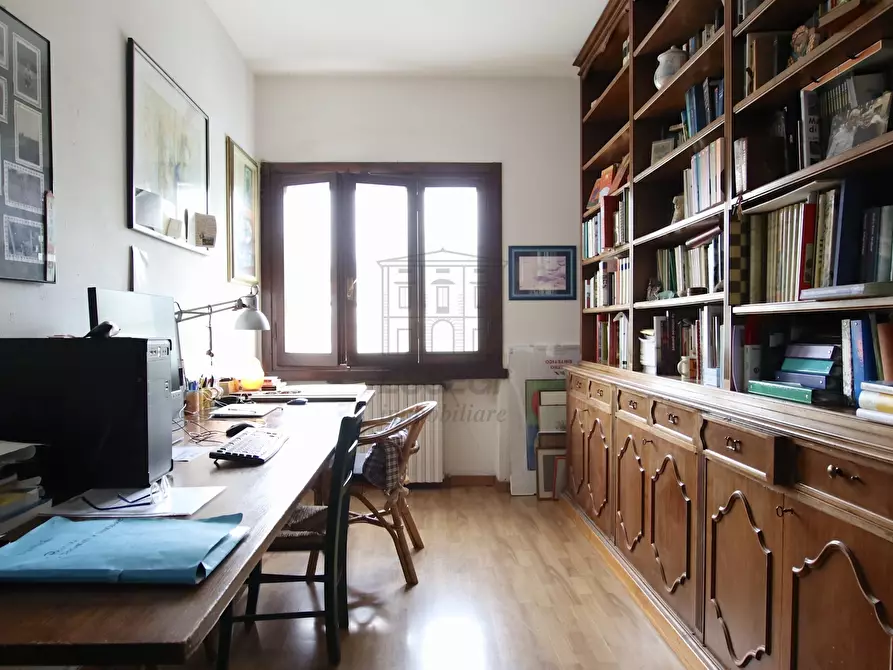 Immagine 36 di Villa in vendita  in Via della Chiesa di Gragnano a Capannori