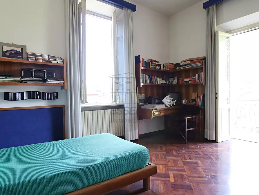 Immagine 16 di Villa in vendita  in Via Pietro Paolini 303 a Lucca