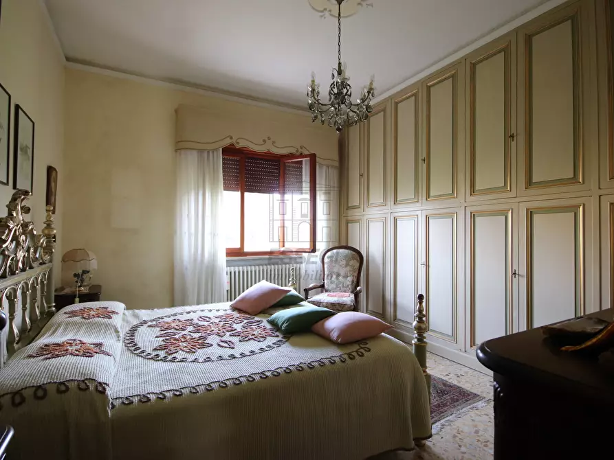 Immagine 17 di Villa in vendita  in Via Capo di Vico 3A a Lucca