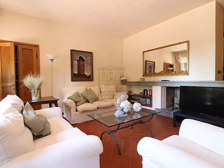 Immagine 49 di Villa in vendita  in Via di segromigno a Capannori