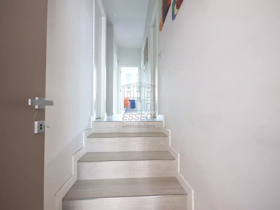 Immagine 23 di Villa in vendita  in Viale Prete a Capannori