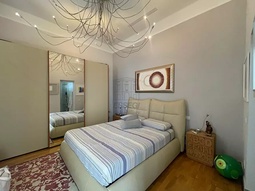 Immagine 10 di Villa in vendita  in Via di Moriano a Lucca