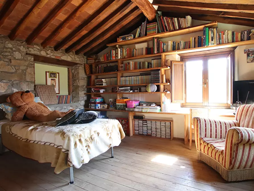 Immagine 21 di Rustico / casale in vendita  in Strada Comunale di Valdottavo, valdottavo 32 a Borgo A Mozzano