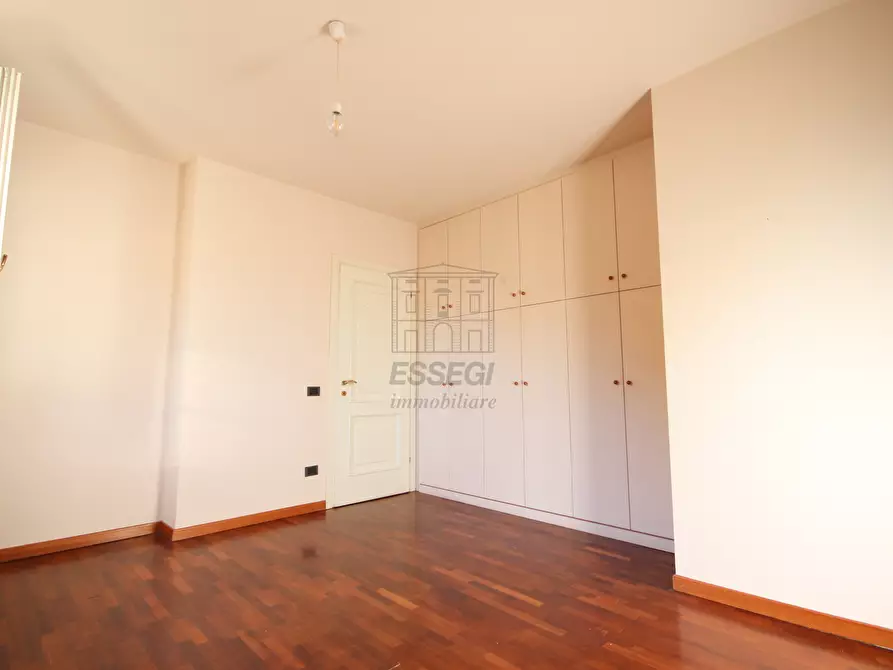 Immagine 8 di Appartamento in vendita  in Via dei Dorini a Lucca